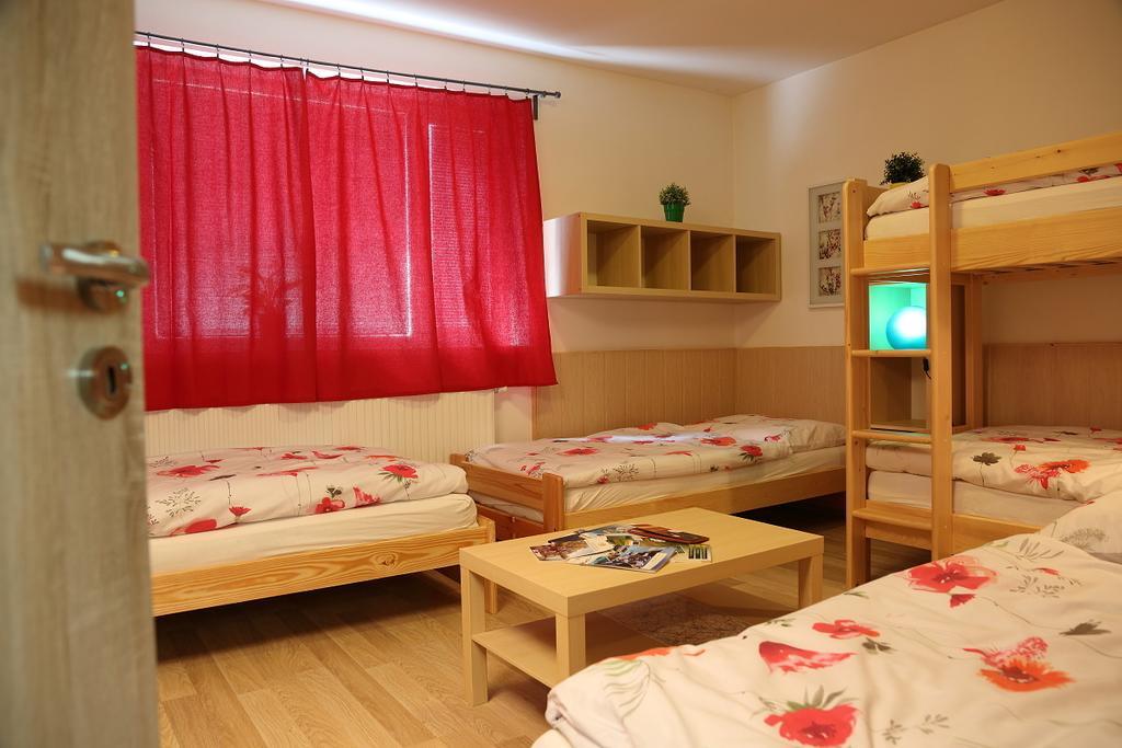 Ubytovani V Soukromi U Volneho Příbor Szoba fotó